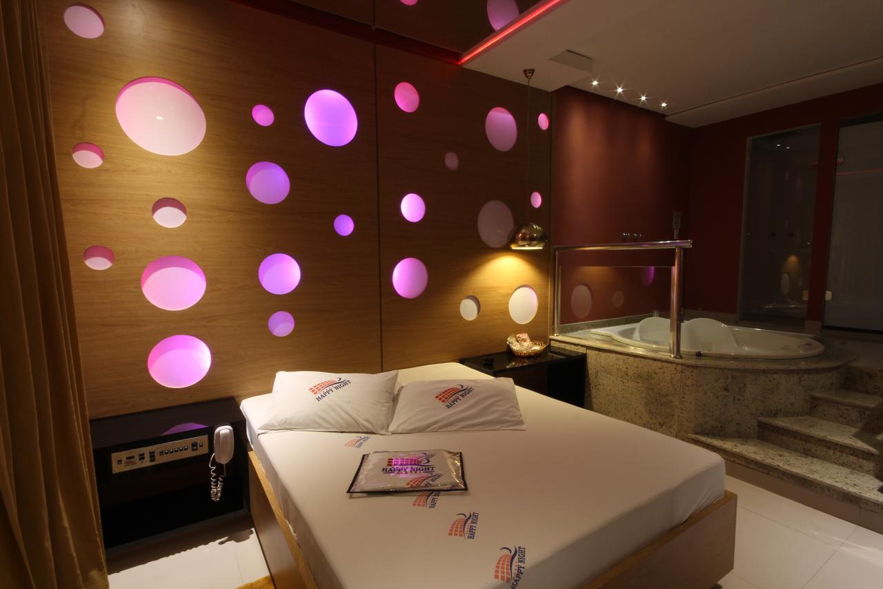 Happy Night (Adults Only) Hotel Cotia  Exterior photo