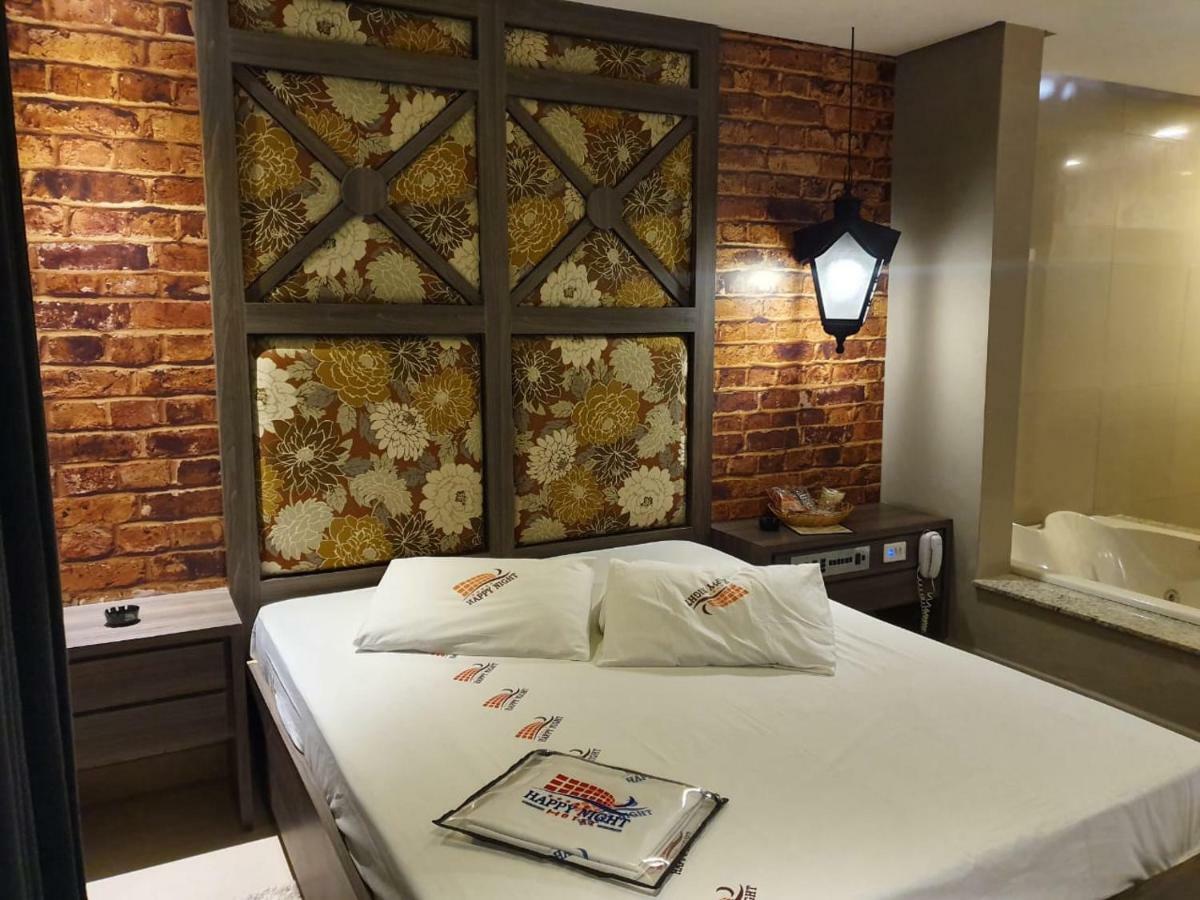 Happy Night (Adults Only) Hotel Cotia  Exterior photo
